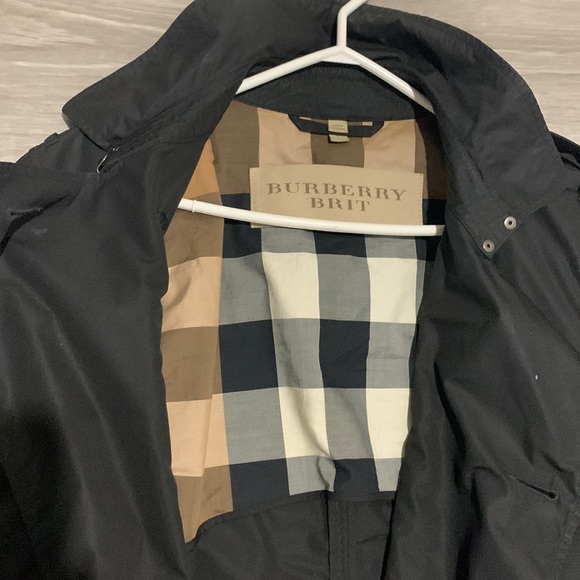 Burberry coat - Picture 2 of 3
